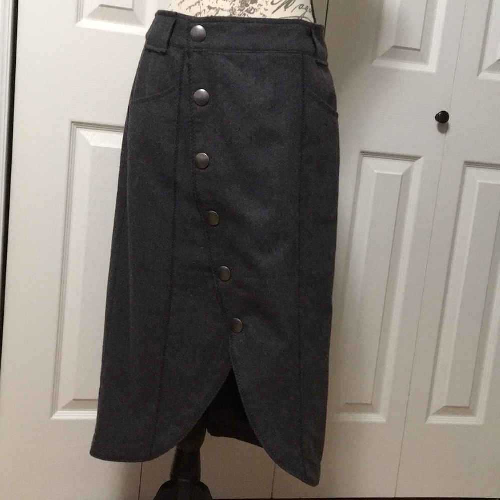 Skhoop charcoal grey skirt